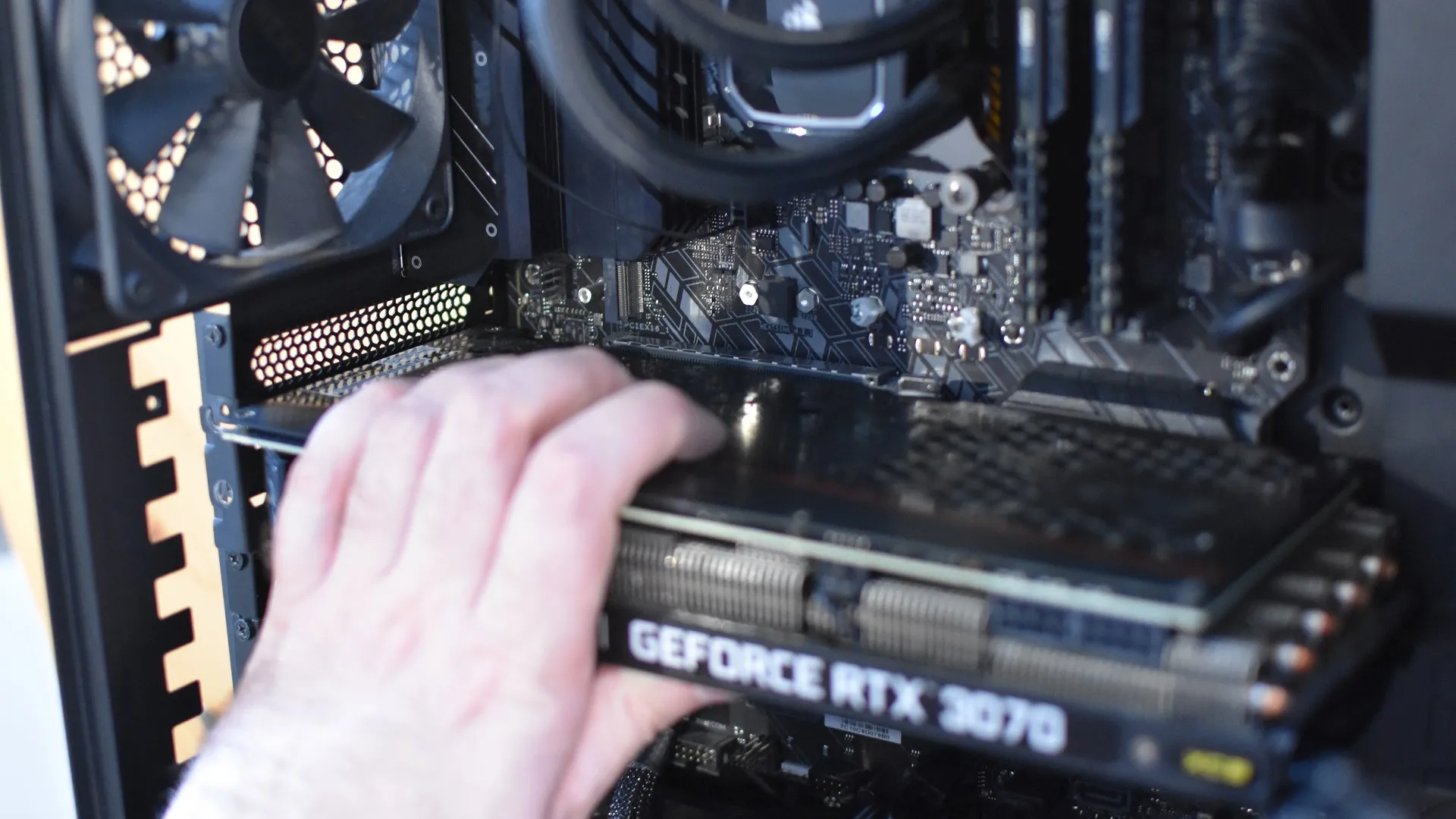 GPU